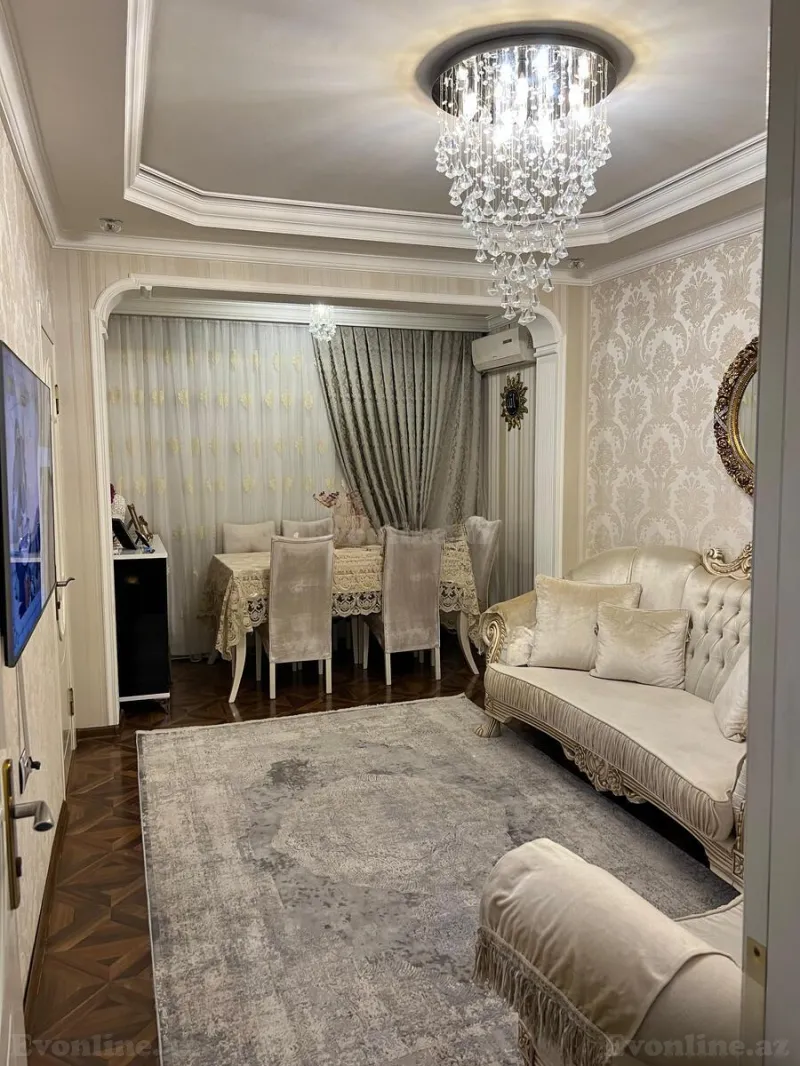 3 otaqlı Mənzil 70 m² 4-cü mikrorayon Satılır