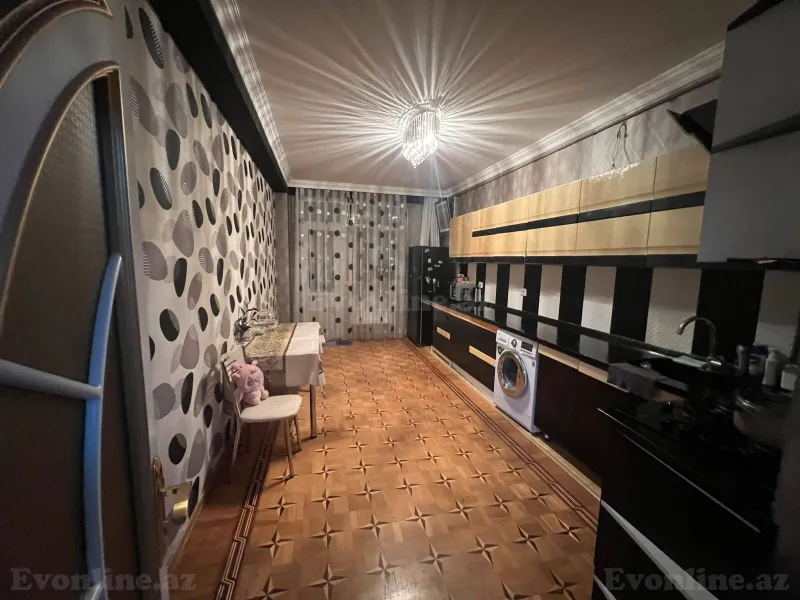 Satılır 4 otaqlı Mənzil Yeni tikili 204 m² 28 May m. - şəkil 8