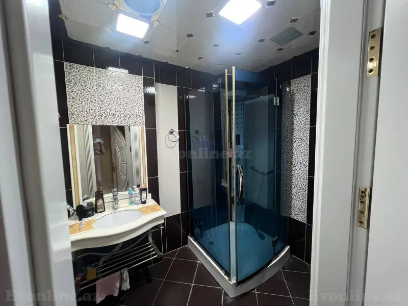 Satılır 4 otaqlı Mənzil Yeni tikili 204 m² 28 May m. - şəkil 14