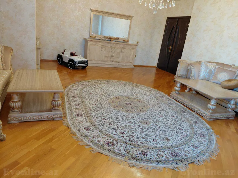 Satılır 3 otaqlı Mənzil Yeni tikili 178 m² Yasamal r. - şəkil 2