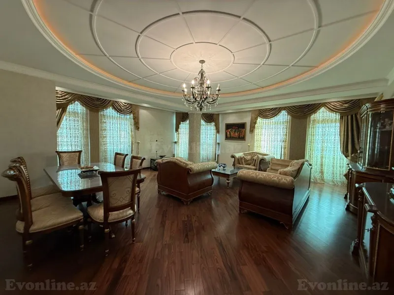 Satılır 4 otaqlı Mənzil Yeni tikili 188 m² 28 May m. - şəkil 2