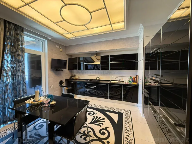 Satılır 4 otaqlı Mənzil Yeni tikili 188 m² 28 May m. - şəkil 4