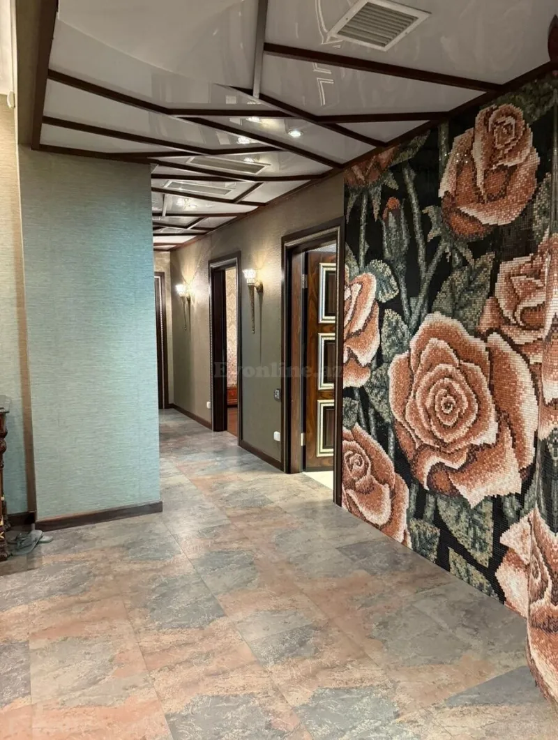 Satılır 4 otaqlı Mənzil Yeni tikili 188 m² 28 May m. - şəkil 10