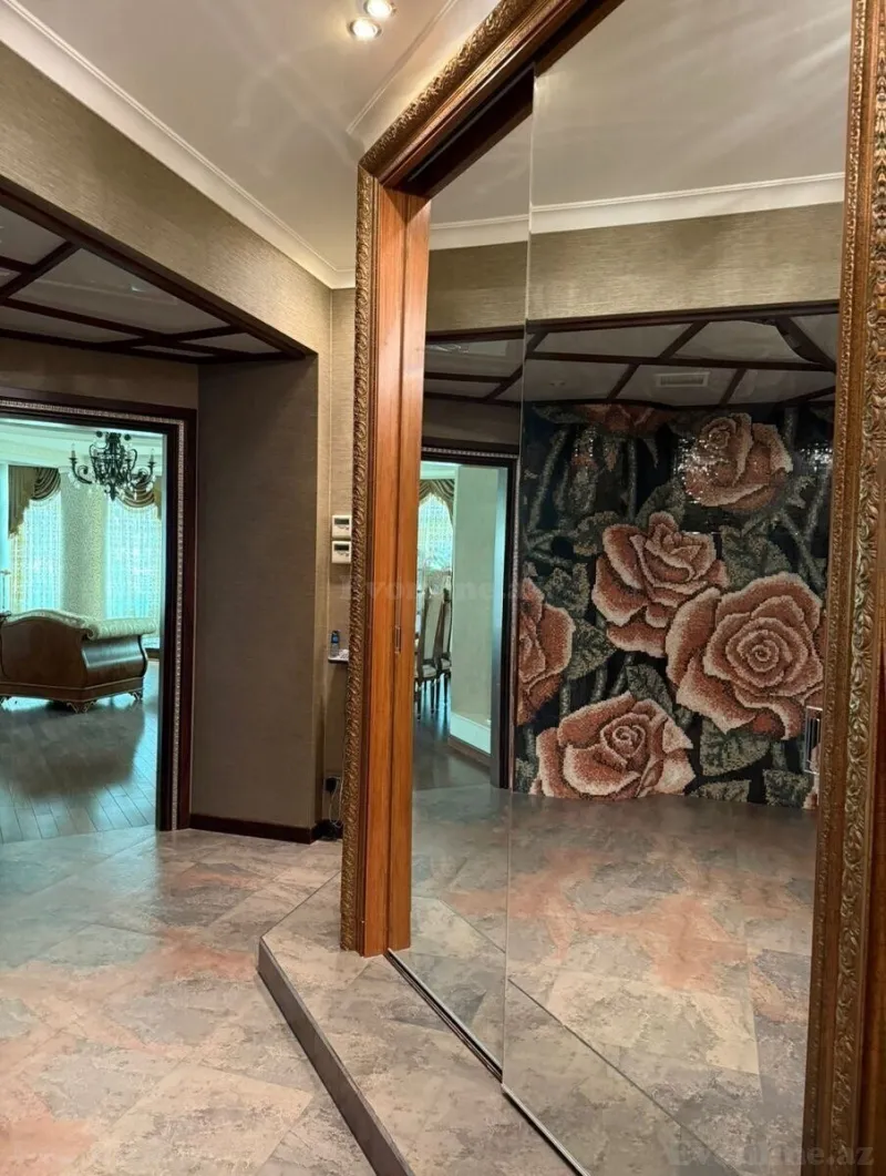 Satılır 4 otaqlı Mənzil Yeni tikili 188 m² 28 May m. - şəkil 16