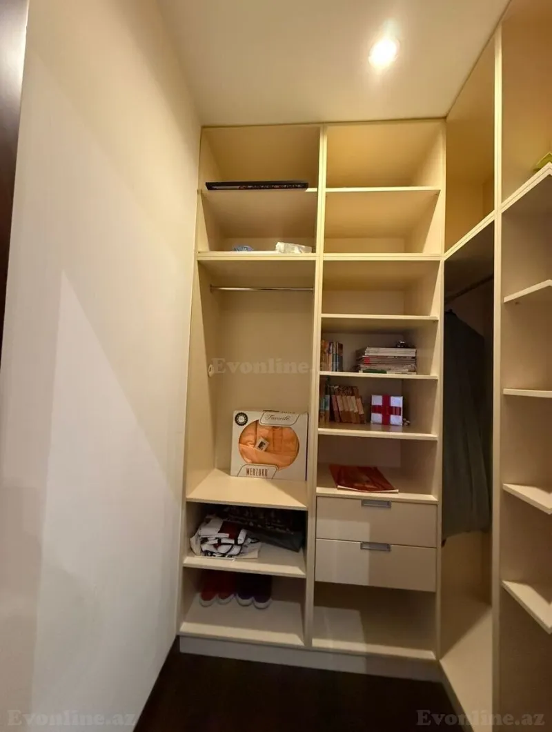 Satılır 4 otaqlı Mənzil Yeni tikili 188 m² 28 May m. - şəkil 18