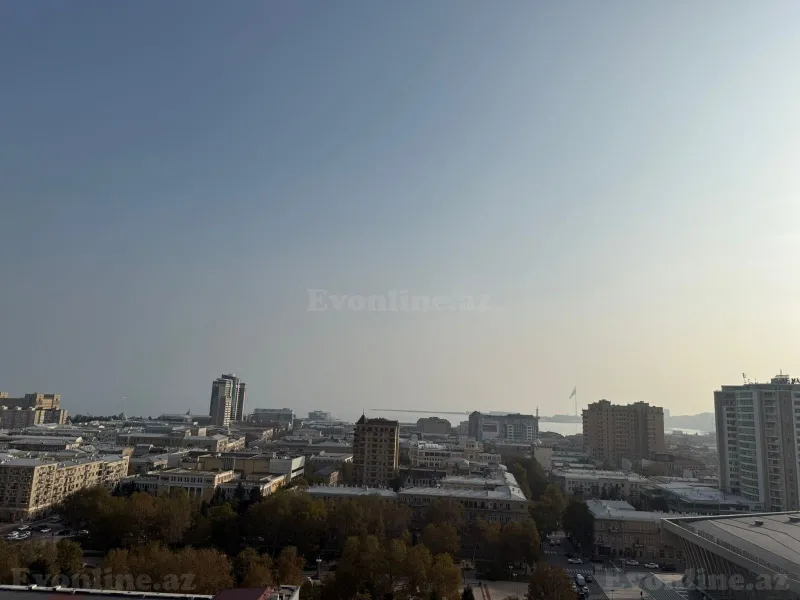 Satılır 4 otaqlı Mənzil Yeni tikili 188 m² 28 May m. - şəkil 20