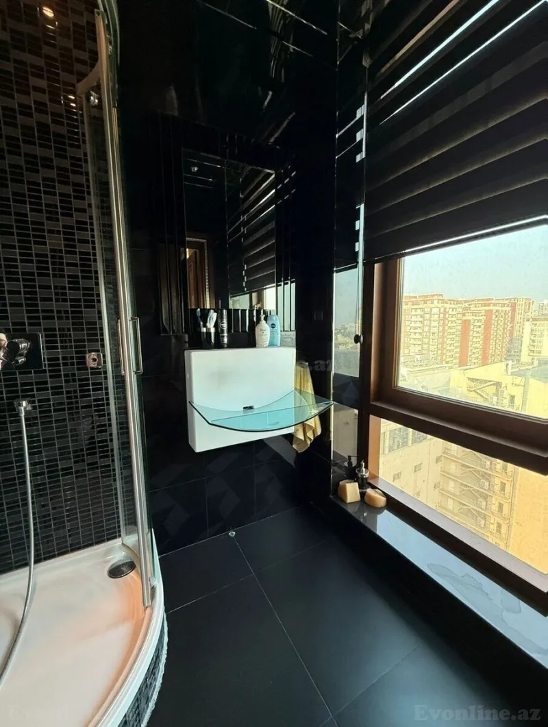 Satılır 4 otaqlı Mənzil Yeni tikili 188 m² 28 May m. - şəkil 21