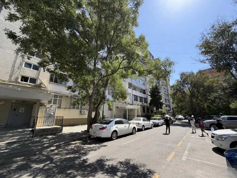 Satılır 2 otaqlı Mənzil Köhnə tikili 65 m² Əhmədli m. - şəkil 23