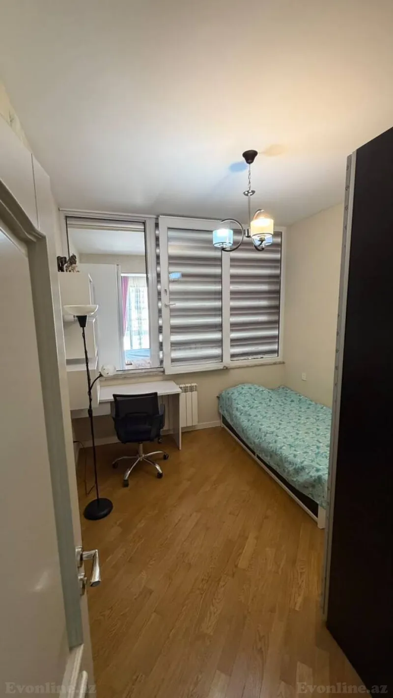 Kirayə verilir 4 otaqlı Mənzil Yeni tikili 140 m² Xətai r. - şəkil 7