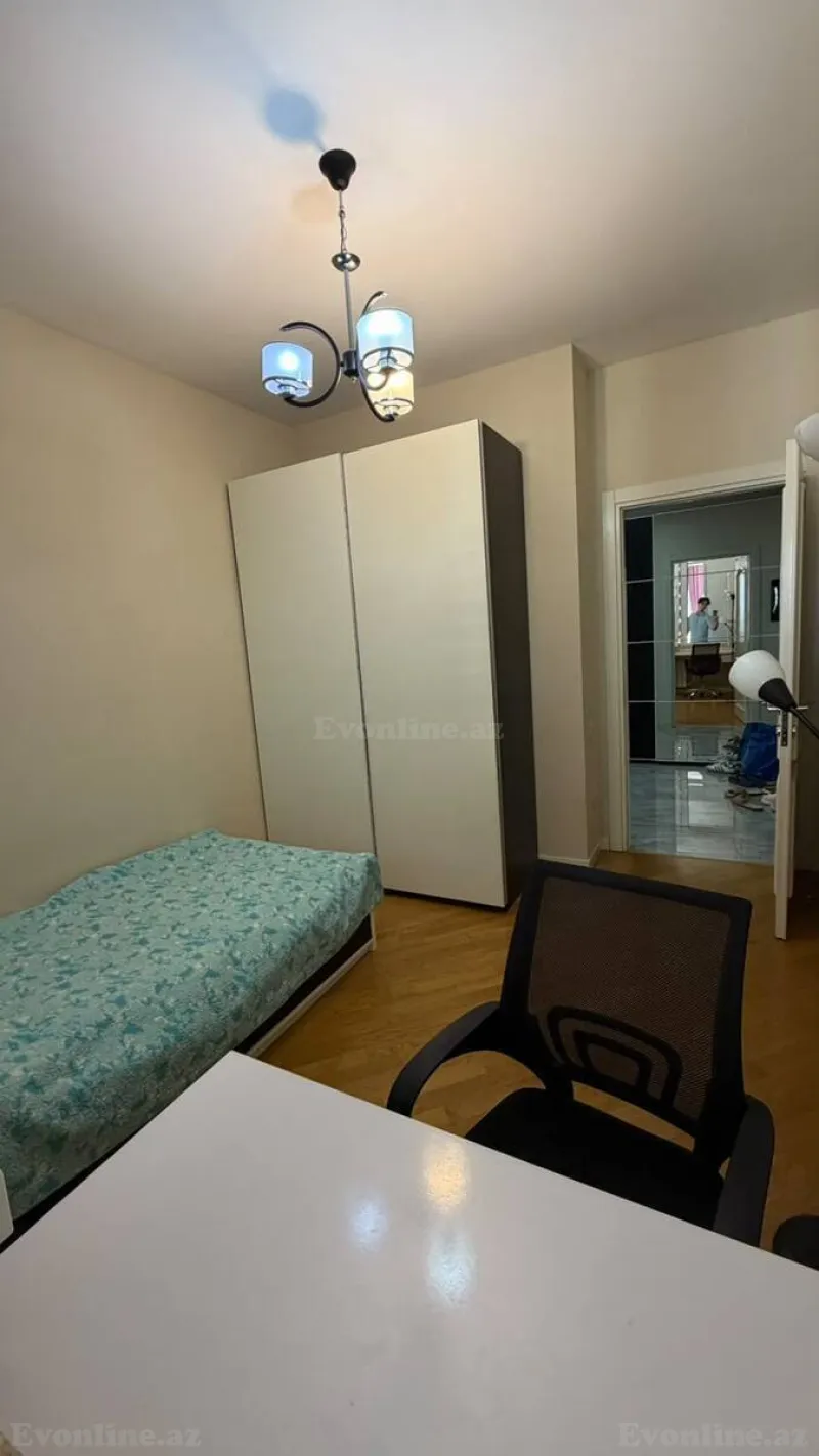 Kirayə verilir 4 otaqlı Mənzil Yeni tikili 140 m² Xətai r. - şəkil 8