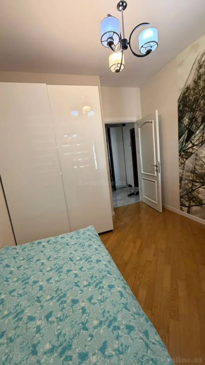 Kirayə verilir 4 otaqlı Mənzil Yeni tikili 140 m² Xətai r. - şəkil 9