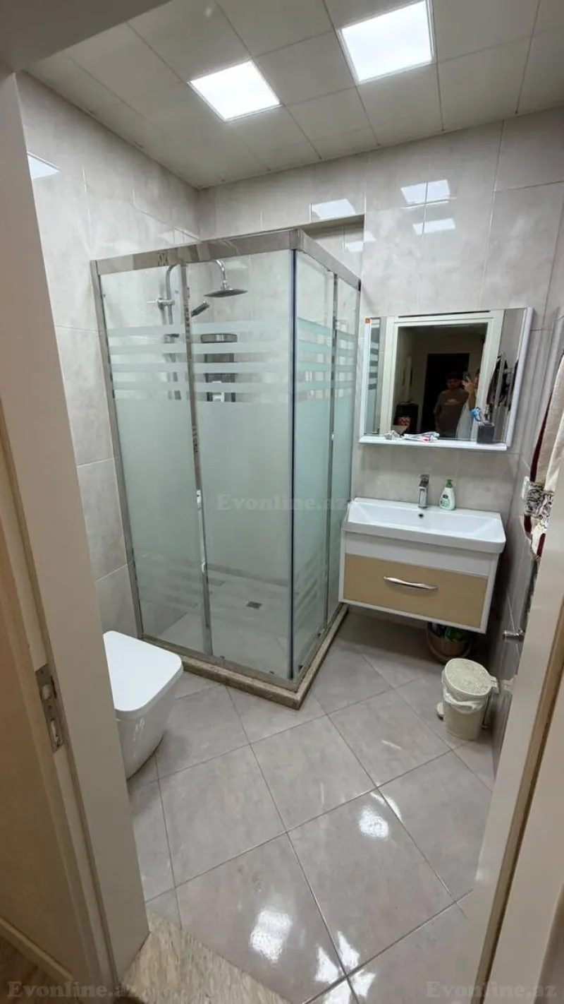 Kirayə verilir 4 otaqlı Mənzil Yeni tikili 140 m² Xətai r. - şəkil 17