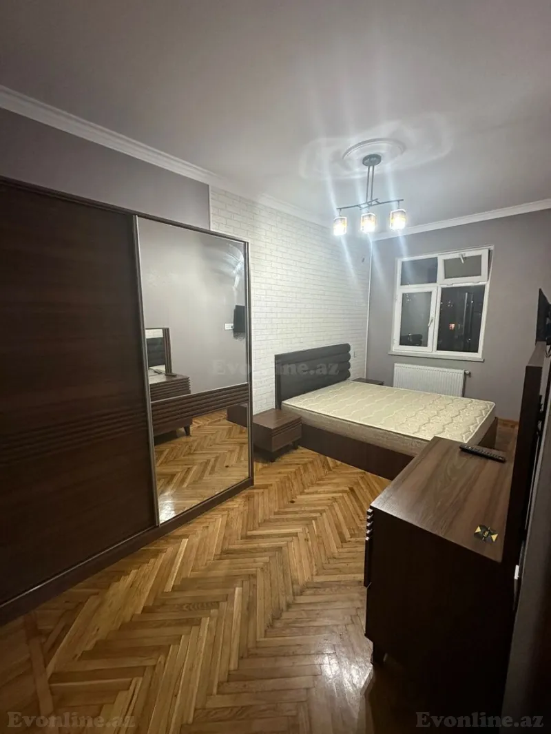 Kirayə verilir 2 otaqlı Mənzil Köhnə tikili 65 m² Memar Əcəmi m. - şəkil 4