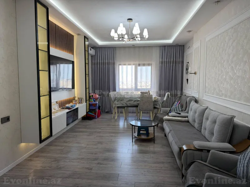 3 otaqlı Mənzil 85 m² 4-cü mikrorayon Satılır