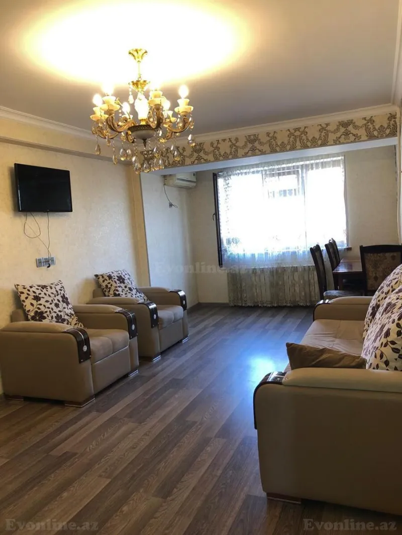 3 otaqlı Mənzil 80 m² Gənclik m. Kirayə verilir