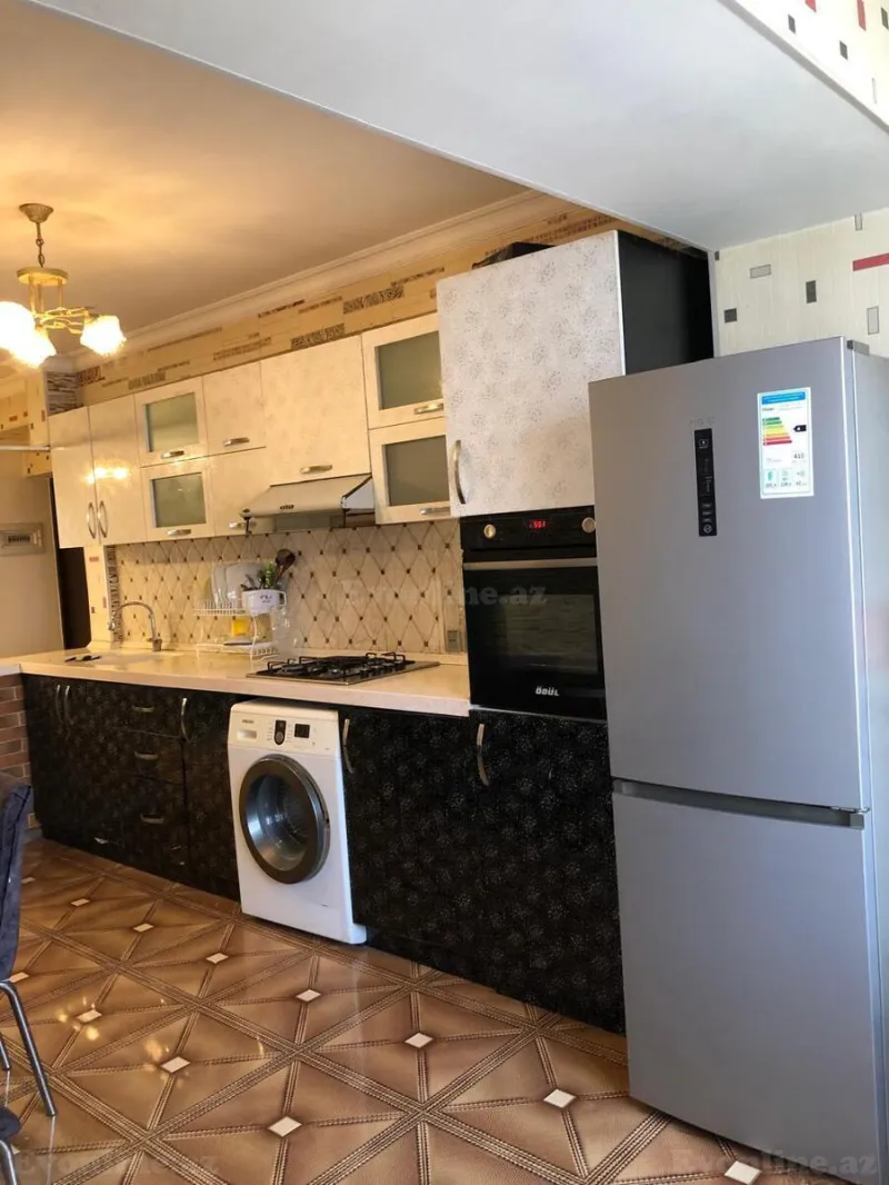 Kirayə verilir 3 otaqlı Mənzil Yeni tikili 80 m² Gənclik m. - şəkil 2