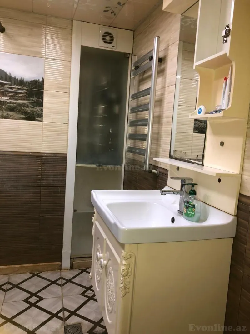 Kirayə verilir 3 otaqlı Mənzil Yeni tikili 80 m² Gənclik m. - şəkil 17
