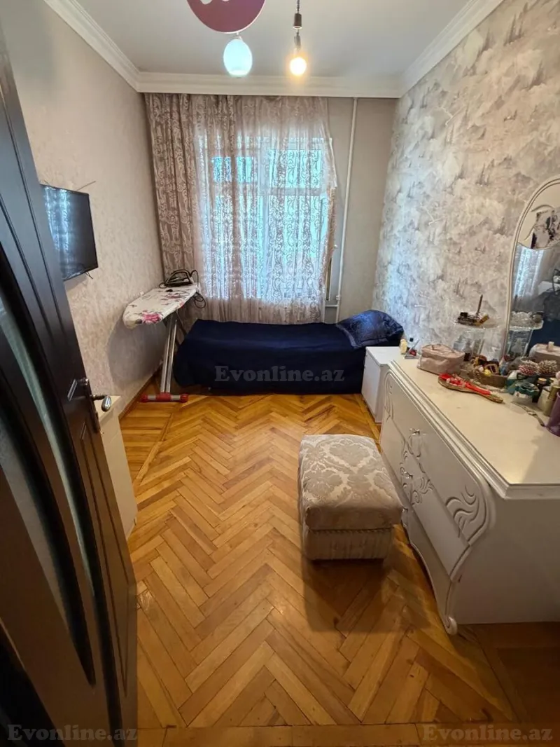 Satılır 3 otaqlı Mənzil Yeni tikili 80 m² Elmlər Akademiyası m. - şəkil 2
