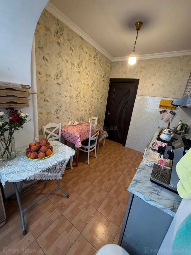 Satılır 3 otaqlı Mənzil Köhnə tikili 80 m² Yasamal r. - şəkil 13