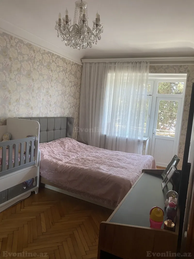 Satılır 4 otaqlı Mənzil Köhnə tikili 75 m² 8-ci kilometr - şəkil 3