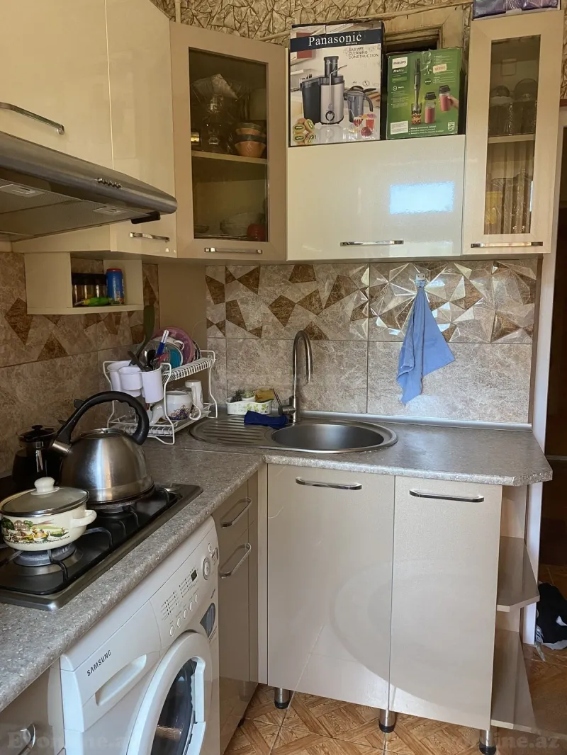 Satılır 4 otaqlı Mənzil Köhnə tikili 75 m² 8-ci kilometr - şəkil 7