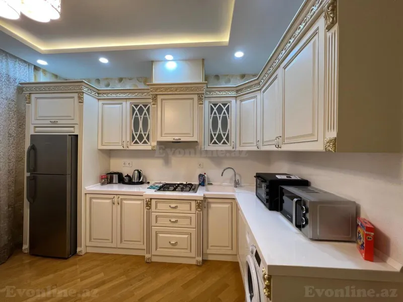 Satılır 2 otaqlı Mənzil Yeni tikili 100 m² 8 Noyabr m. - şəkil 7