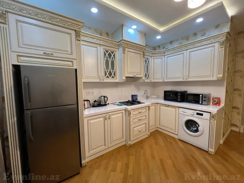 Satılır 2 otaqlı Mənzil Yeni tikili 100 m² 8 Noyabr m. - şəkil 9