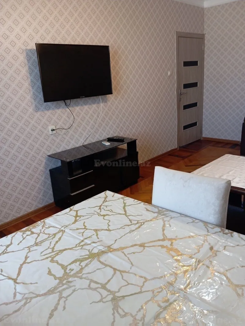 Kirayə verilir 2 otaqlı Mənzil Köhnə tikili 57 m² Əhmədli - şəkil 3