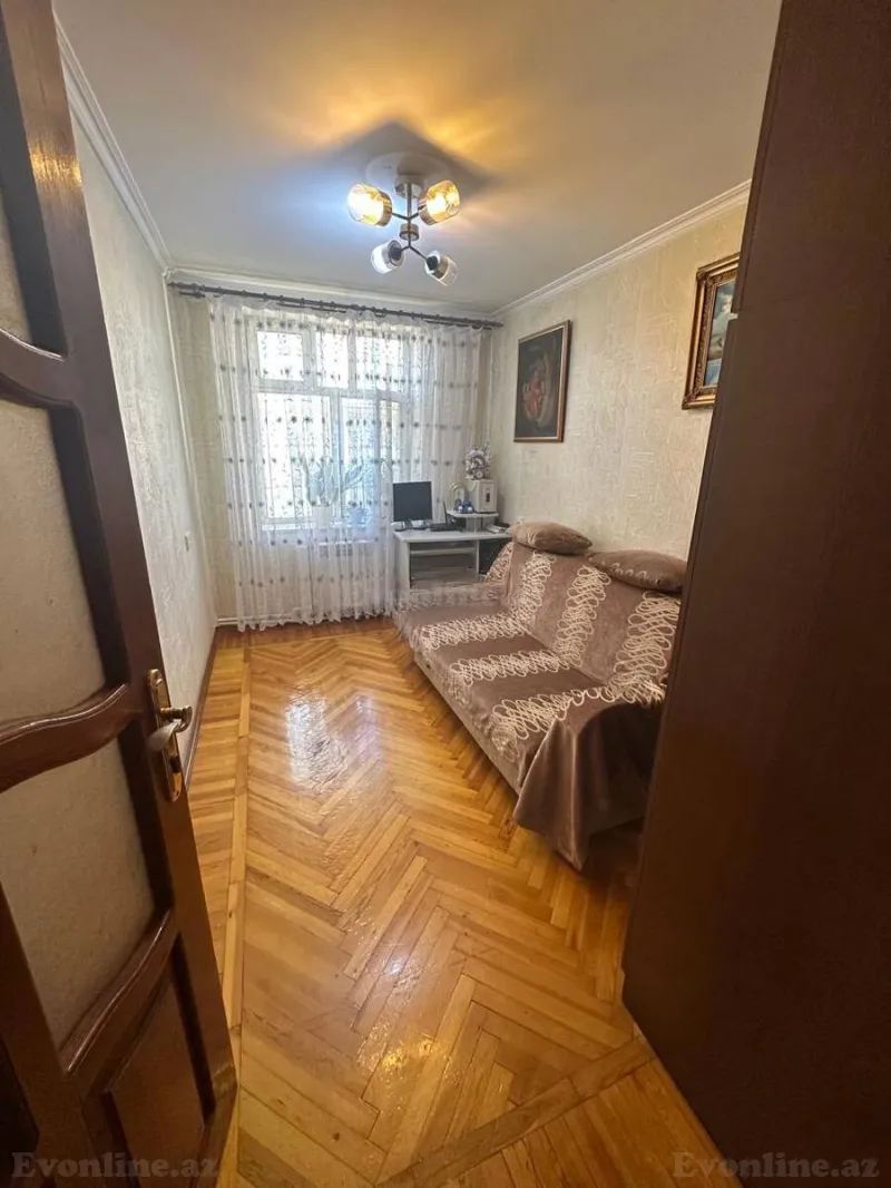 Satılır 3 otaqlı Mənzil Köhnə tikili 75 m² Yasamal - şəkil 4