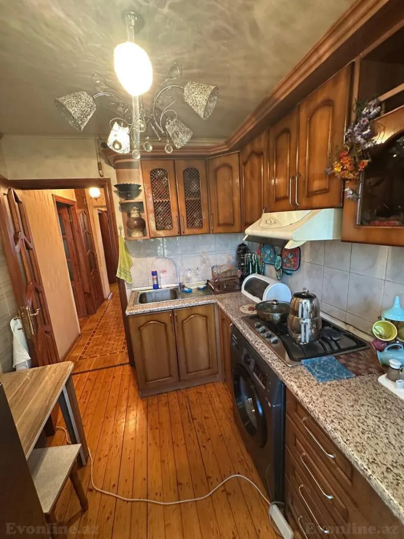 Satılır 3 otaqlı Mənzil Köhnə tikili 75 m² Yasamal - şəkil 14