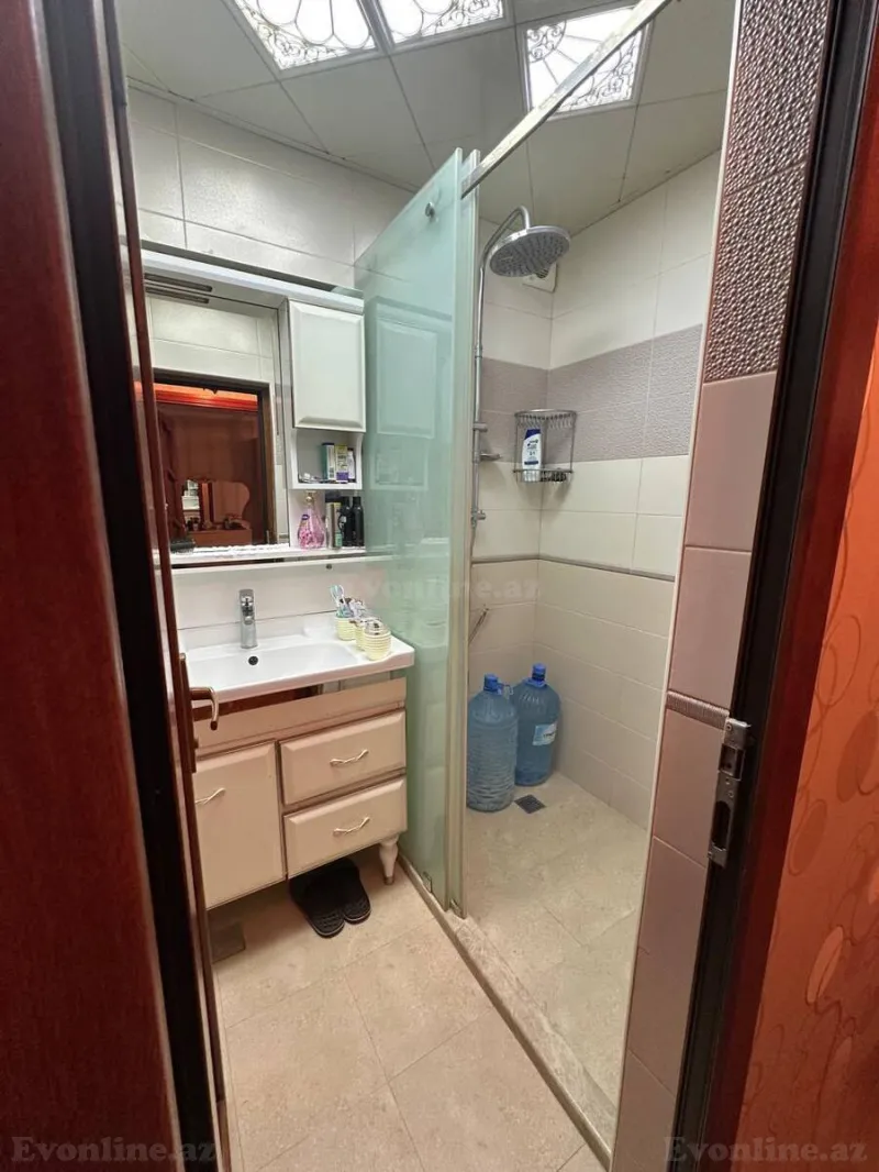 Satılır 3 otaqlı Mənzil Köhnə tikili 75 m² Yasamal - şəkil 17