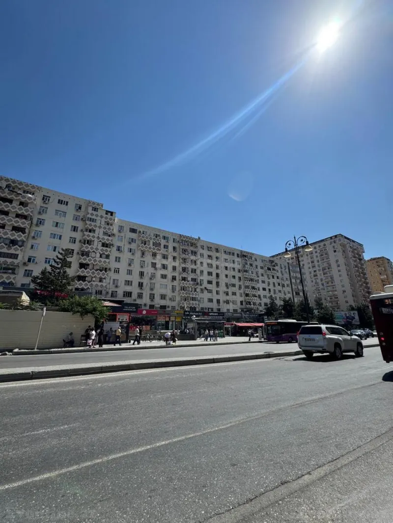 Satılır 2 otaqlı Mənzil Köhnə tikili 65 m² Həzi Aslanov m. - şəkil 2