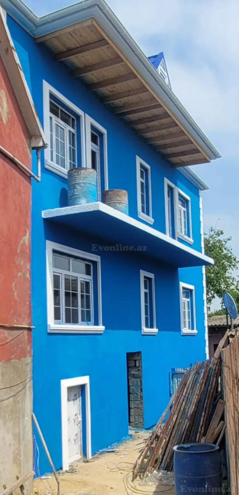 6 otaqlı Həyət evi 220 m² NZS Satılır