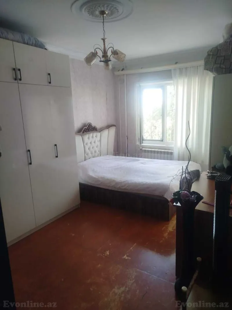 Satılır 2 otaqlı Mənzil Köhnə tikili 60 m² Həzi Aslanov m. - şəkil 3