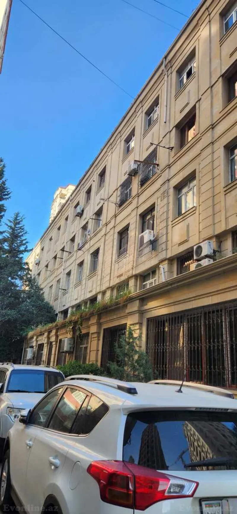 4 otaqlı Mənzil 145 m² Nəriman Nərimanov m. Satılır