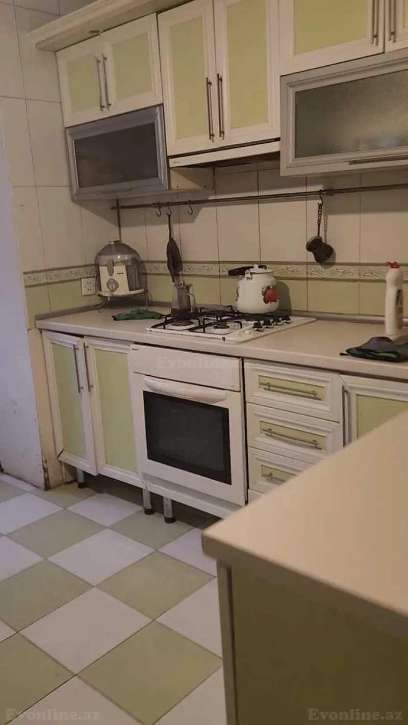 Satılır 4 otaqlı Mənzil Köhnə tikili 145 m² Nəriman Nərimanov m. - şəkil 5