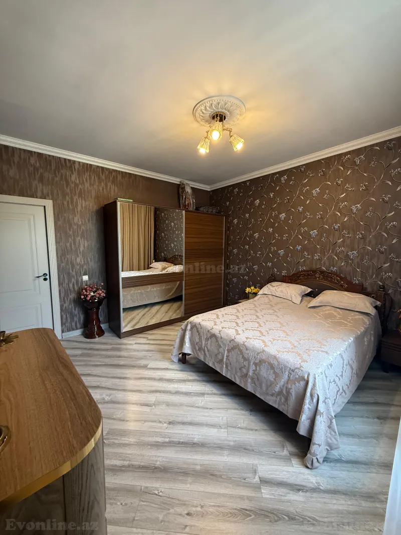Satılır 8 otaqlı Həyət evi 220 m² Bakıxanov - şəkil 10