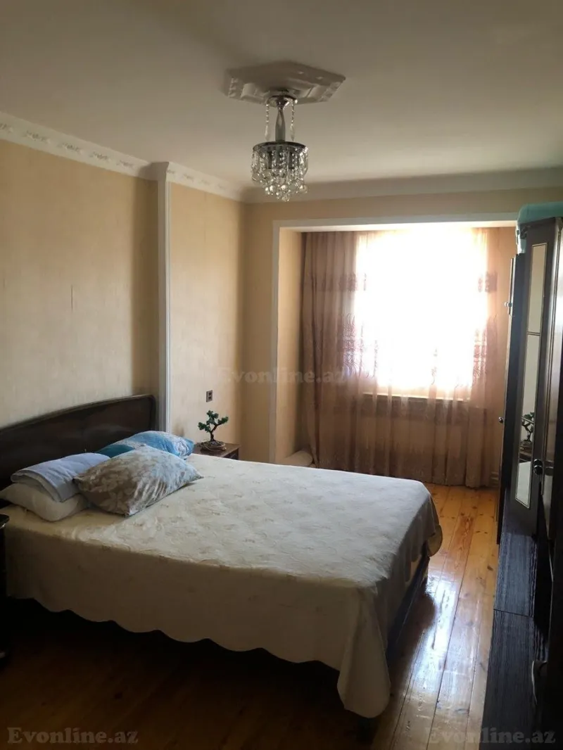 Satılır 4 otaqlı Mənzil Köhnə tikili 75 m² Həzi Aslanov - şəkil 2