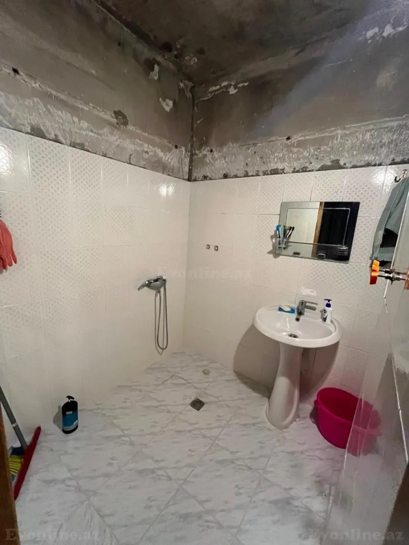Satılır 4 otaqlı Mənzil Köhnə tikili 75 m² Həzi Aslanov - şəkil 6