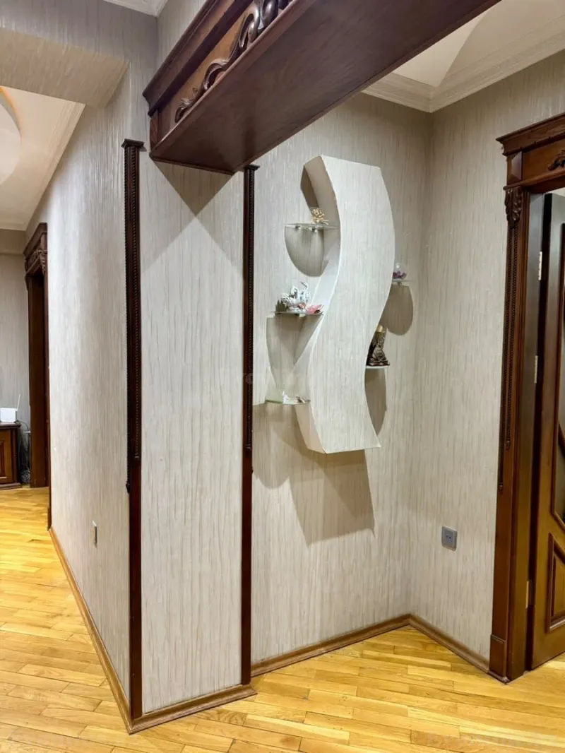 Satılır 3 otaqlı Mənzil Yeni tikili 127 m² Nəsimi m. - şəkil 5