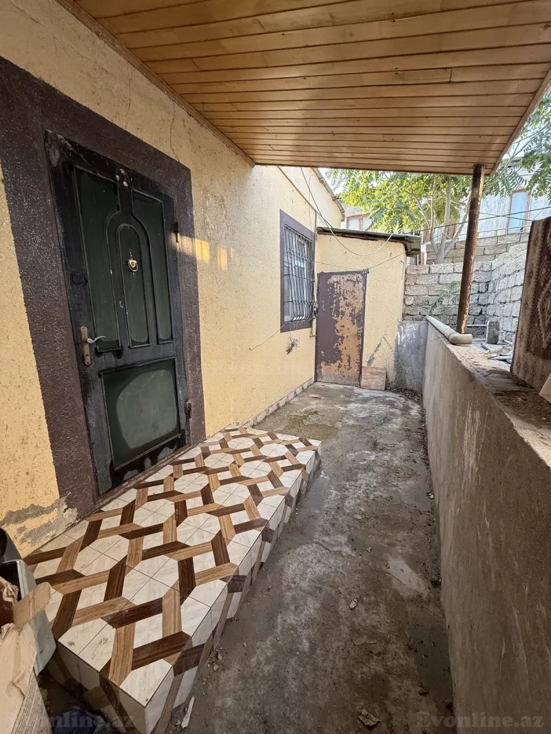 4 otaqlı Həyət evi 187 m² Ramana Satılır