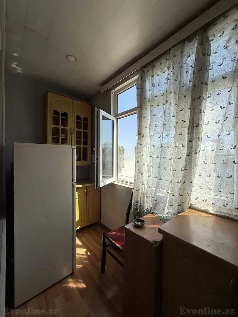 Satılır 2 otaqlı Mənzil Köhnə tikili 35 m² Memar Əcəmi m. - şəkil 3