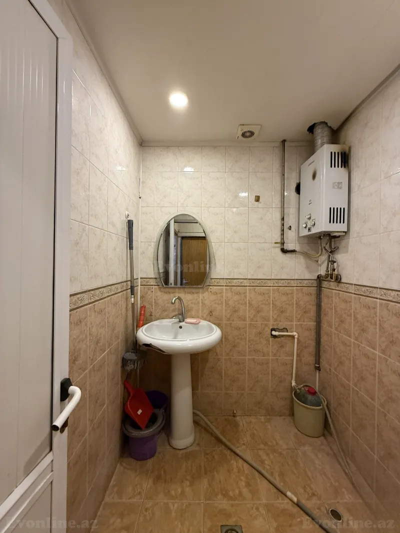 Satılır 2 otaqlı Mənzil Köhnə tikili 35 m² Memar Əcəmi m. - şəkil 5