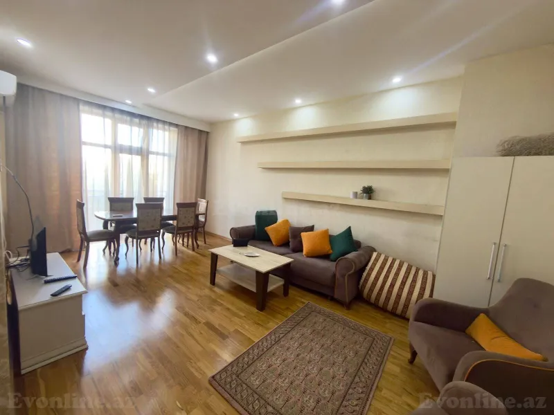 2 otaqlı Mənzil 51 m² 8-ci mikrorayon Satılır