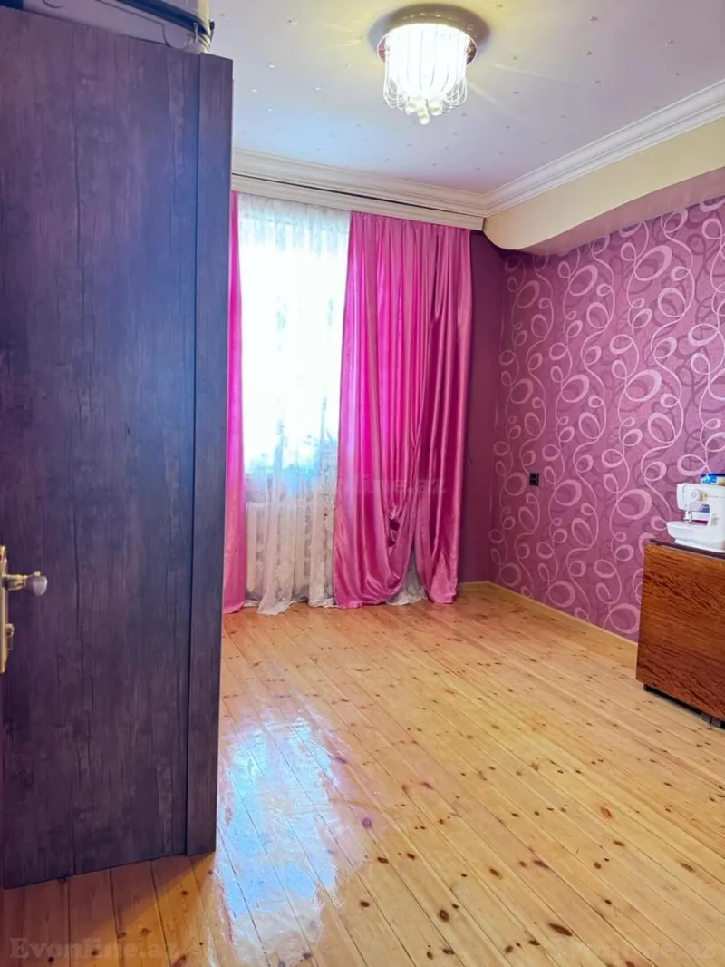 Satılır 3 otaqlı Mənzil Köhnə tikili 70 m² Yeni Günəşli - şəkil 13