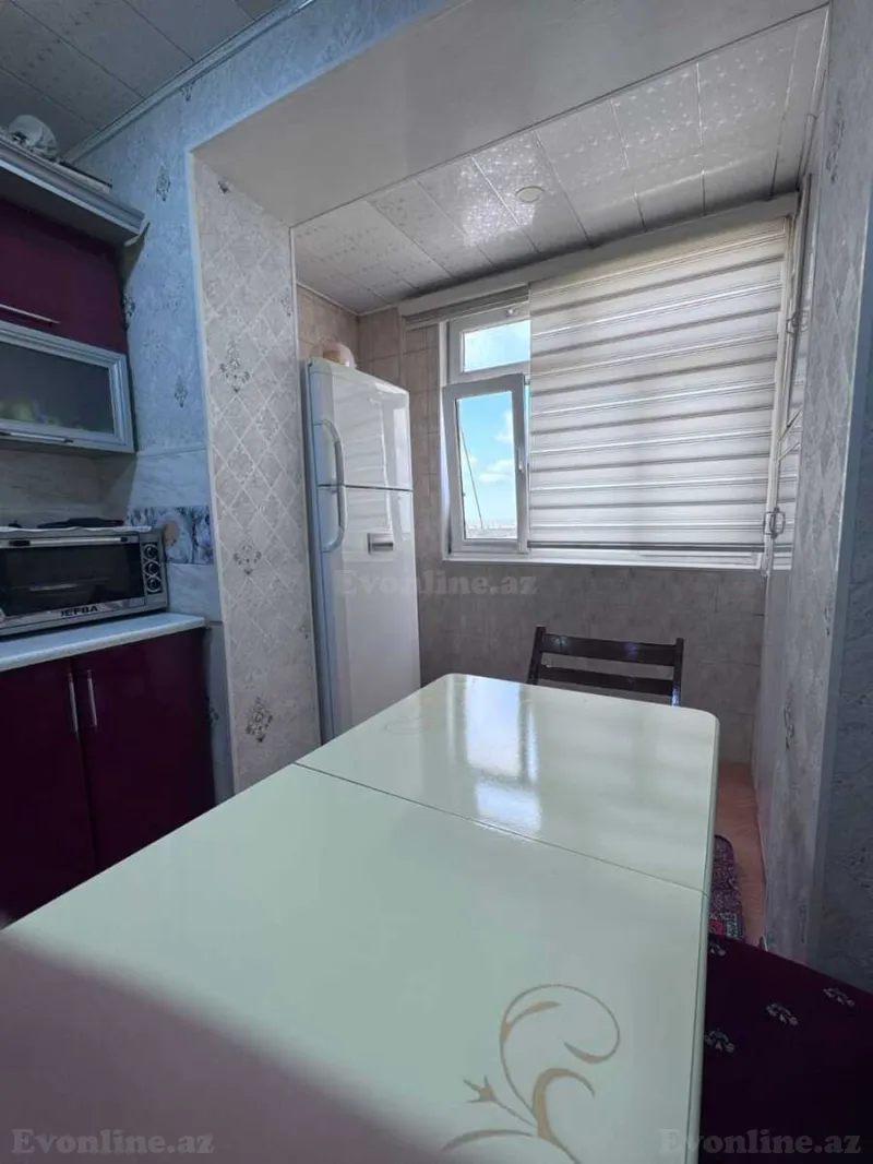 Satılır 3 otaqlı Mənzil Köhnə tikili 70 m² Yeni Günəşli - şəkil 17