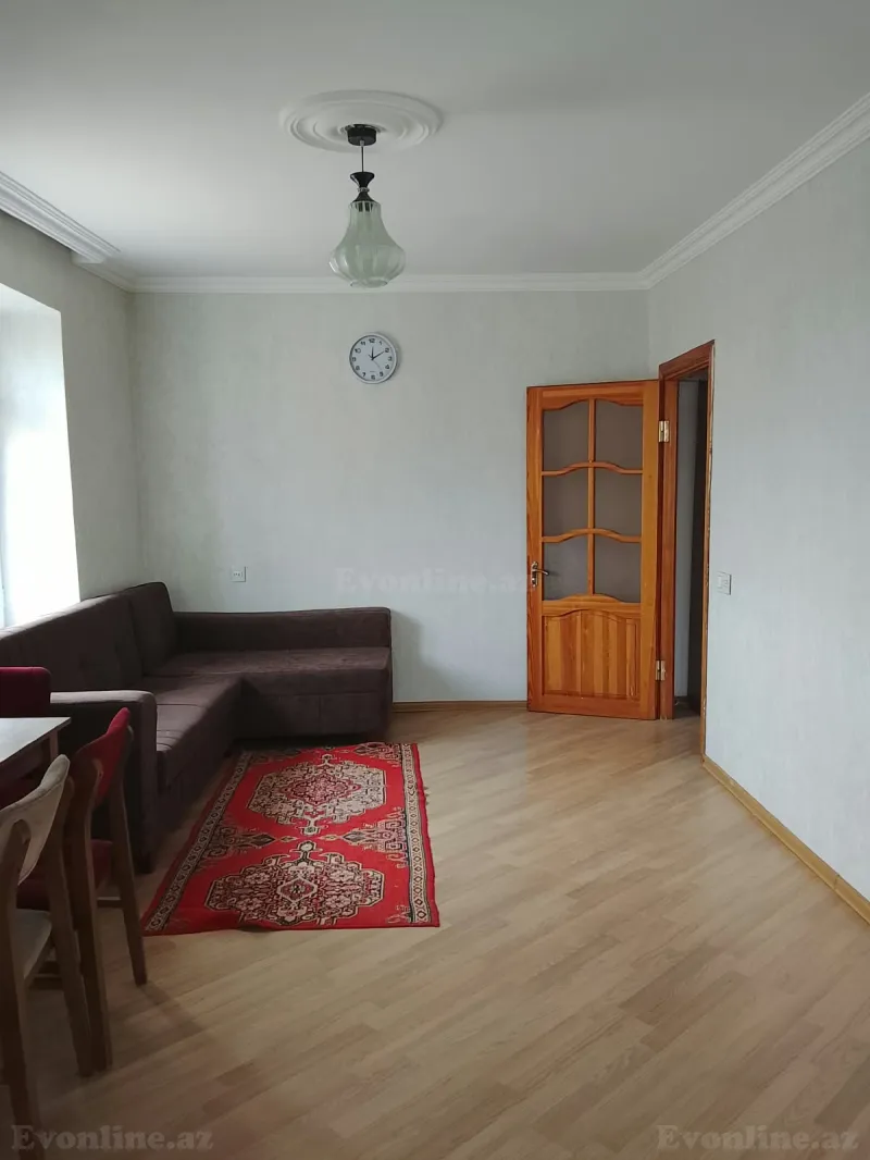 Bakı, Yasamal r., İnşaatçılar m., Inşaatçılar pr.da 1 otaqlı mənzil satılır