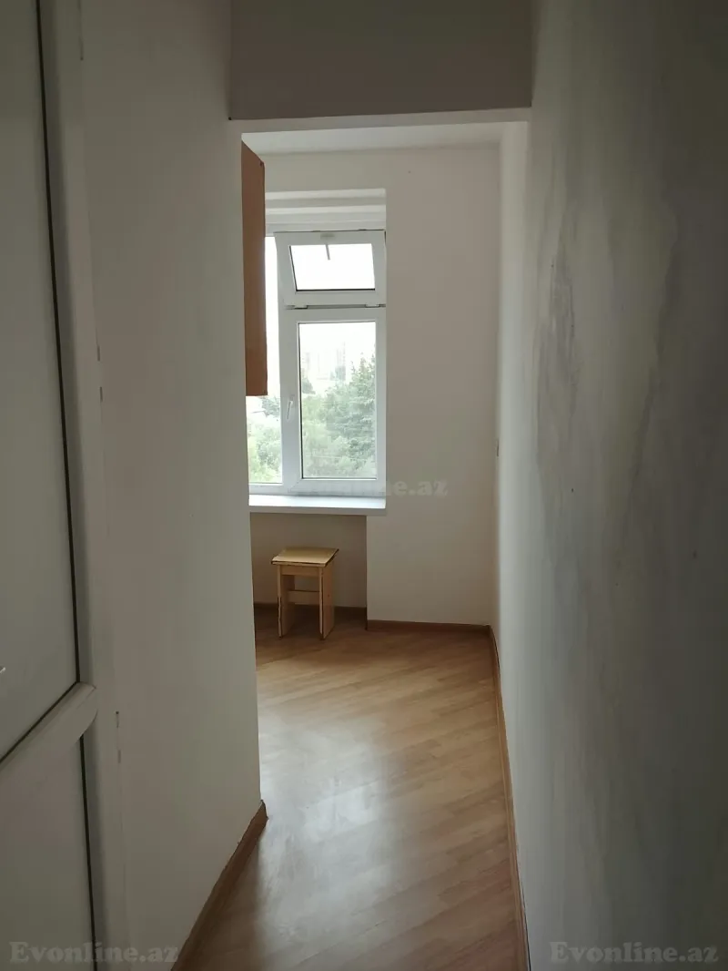 Satılır 1 otaqlı Mənzil Köhnə tikili 32 m² Inşaatçılar pr. - şəkil 5