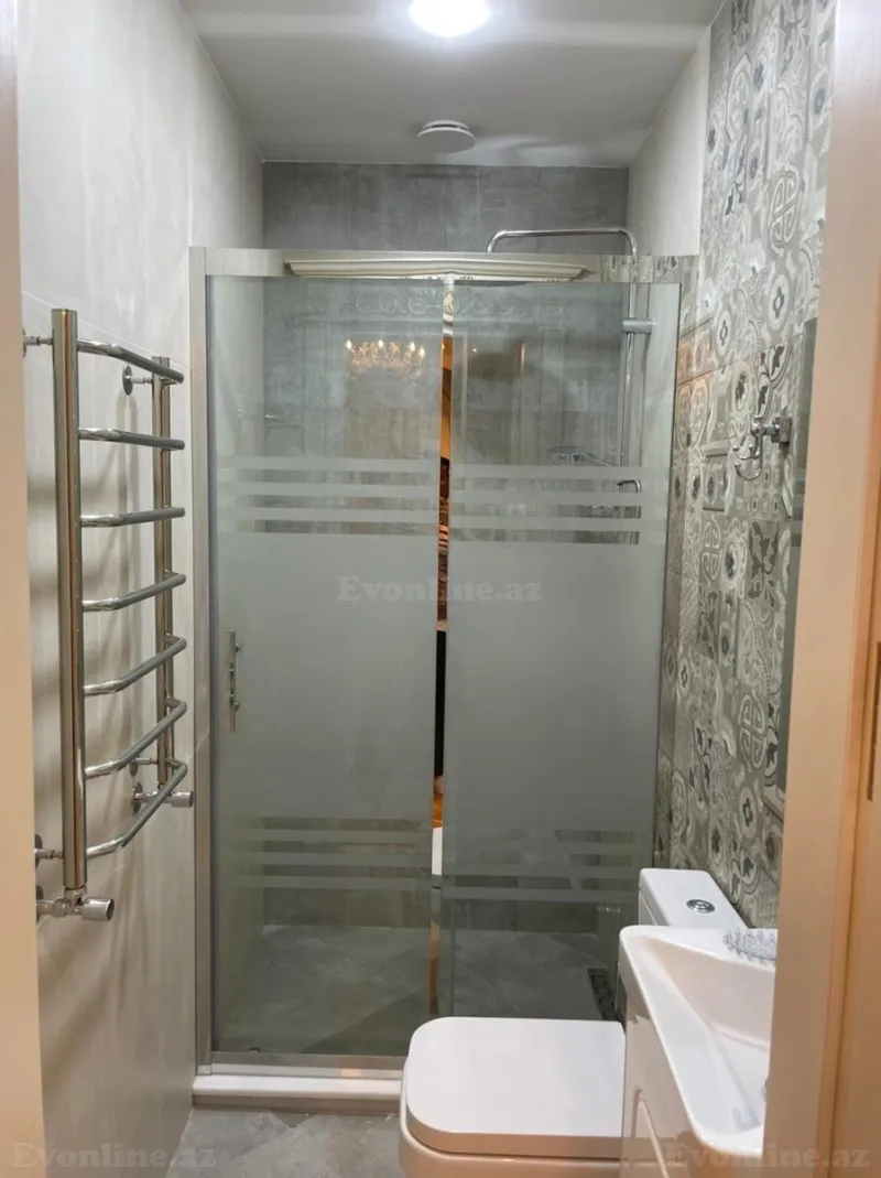 Kirayə verilir 4 otaqlı Mənzil Yeni tikili 160 m² 28 May m. - şəkil 11