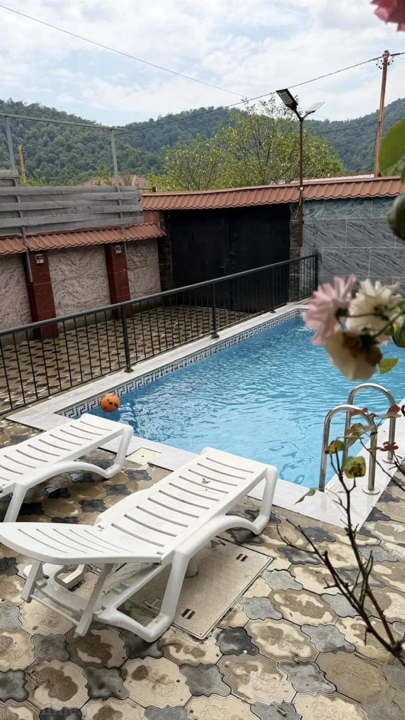 Kirayə verilir 4 otaqlı Həyət evi 180 m² Qəbələ - şəkil 2